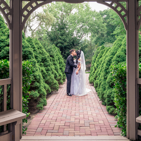 Wedding photography at Crest Hollow Country Club at Crest Hollow Country Club GDEF-36