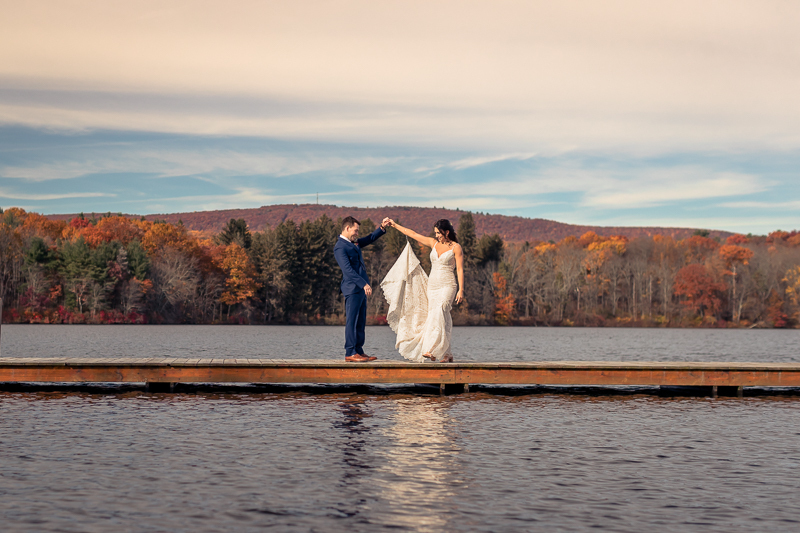 28 Wedding Champagne Flutes Worthy of Your First Toast