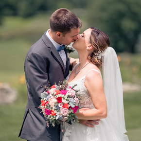 Classic and Traditional Wedding Photos at Mountain Valley Golf Course CMRB-24