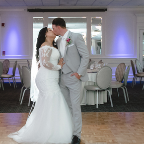 Central Jersey wedding photograph at Basking Ridge Country Club KQBC-24