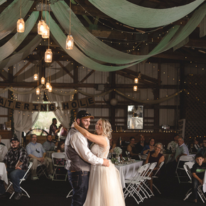 PA wedding photographers at Galas Your Style in Greystone Farm LTTH-30